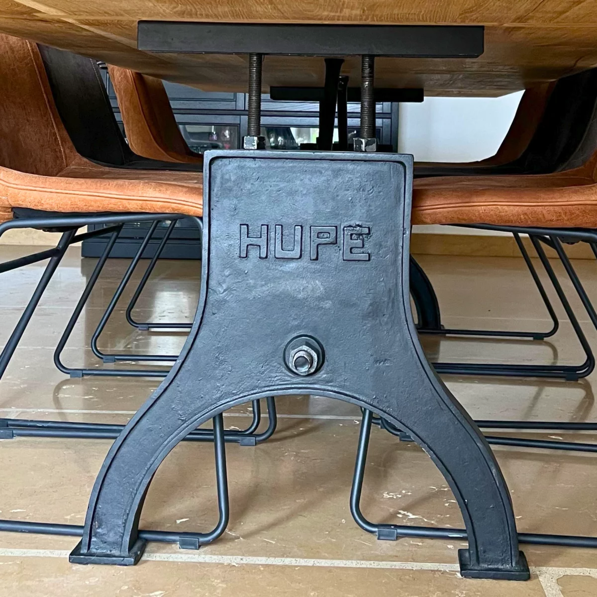 Industrial style cast iron table leg