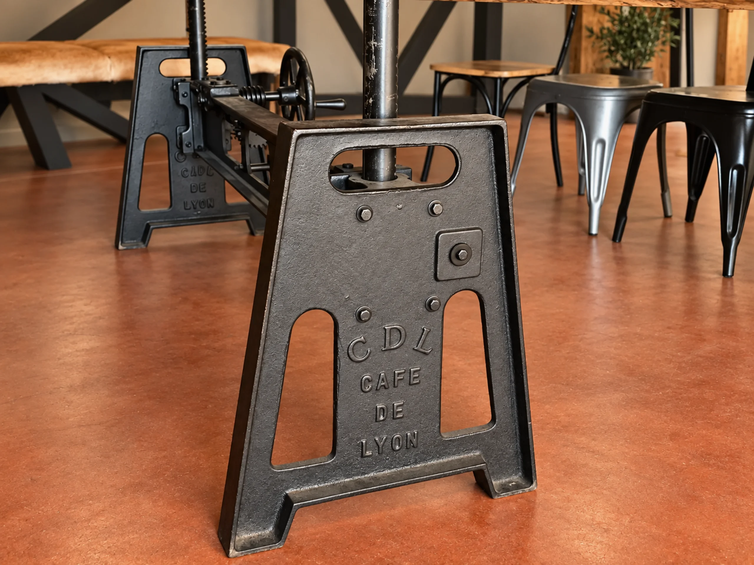 Un pied de table à hauteur réglable