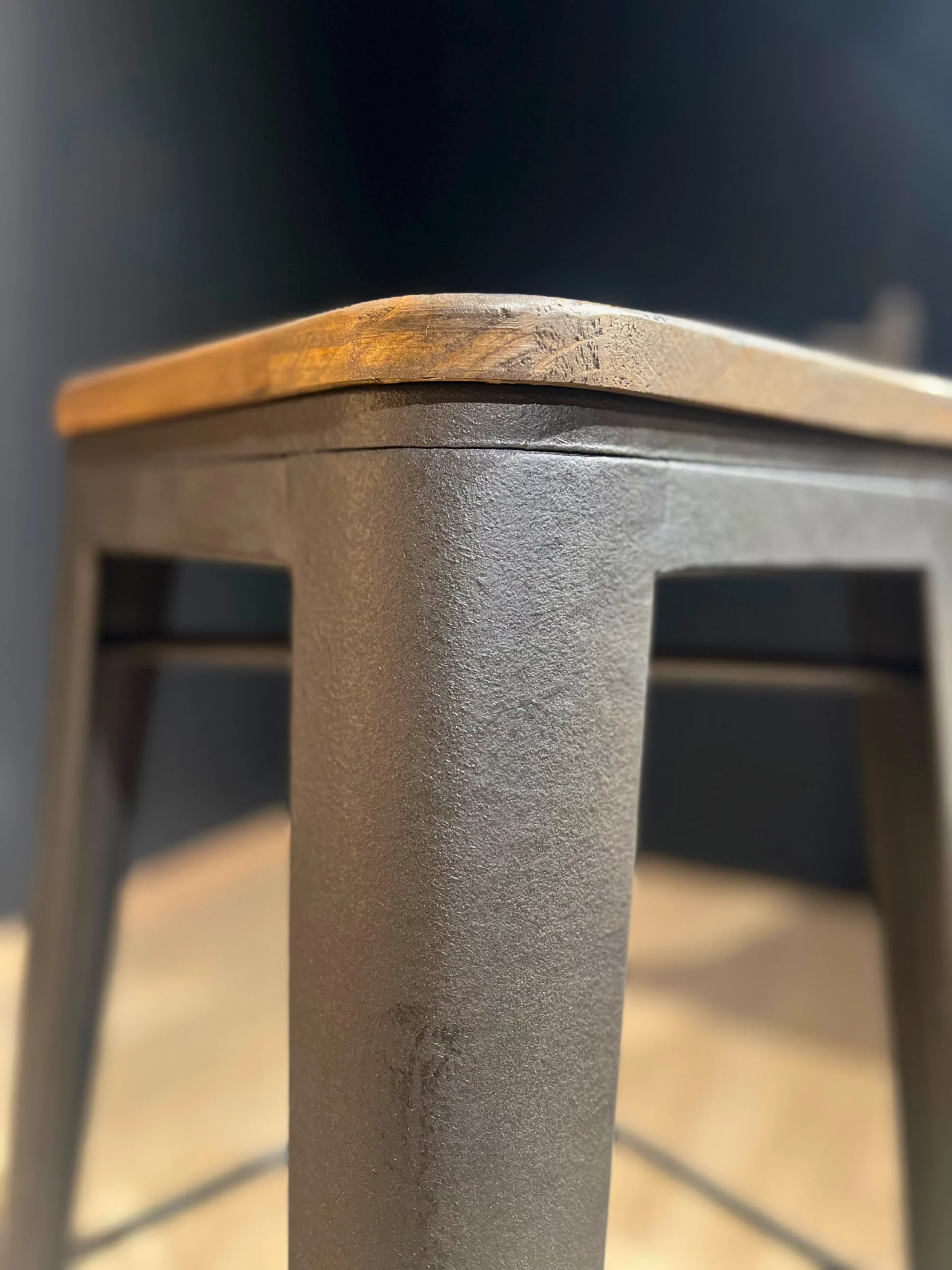 Tabouret style industriel