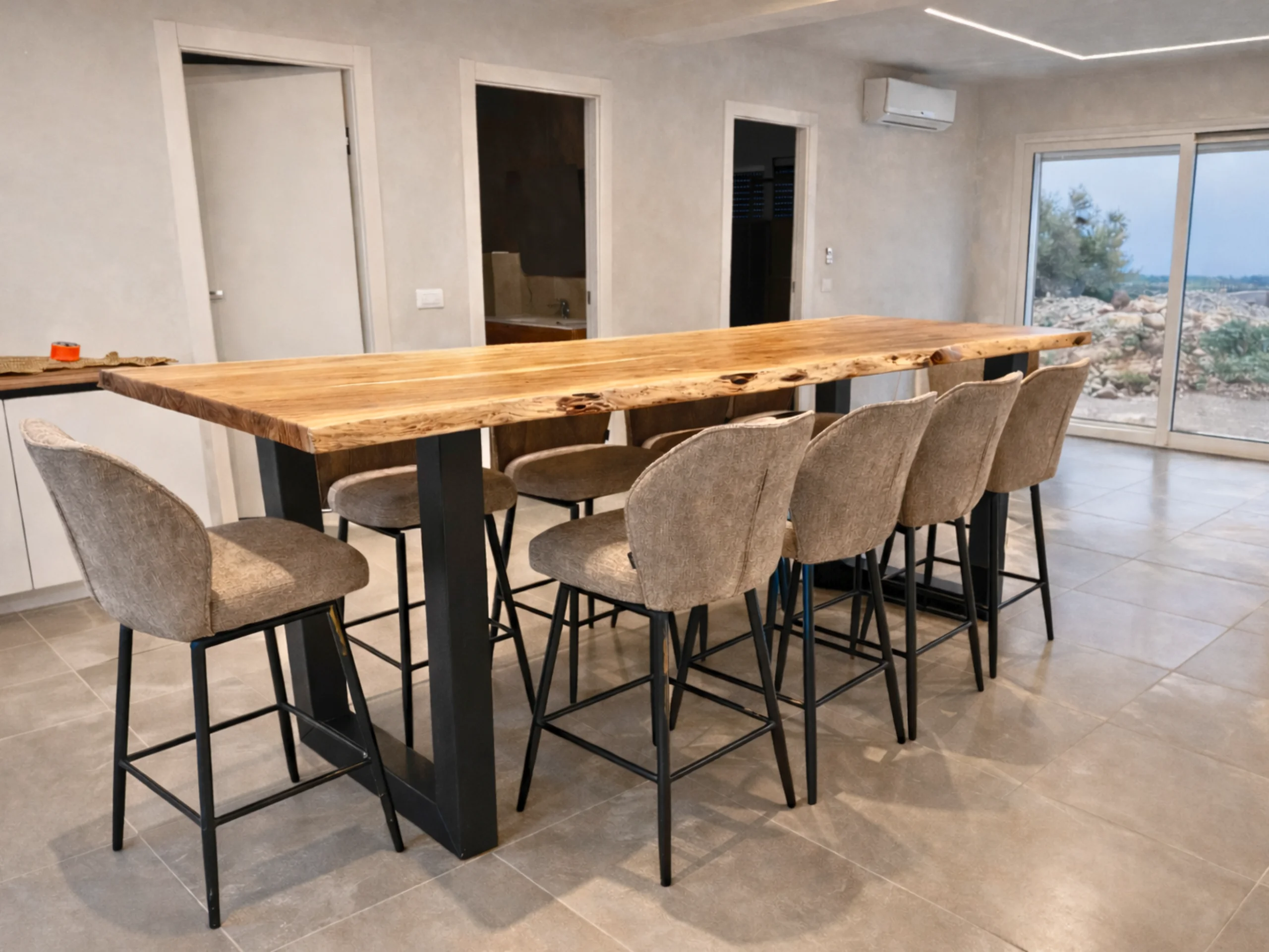 Table mange-debout U